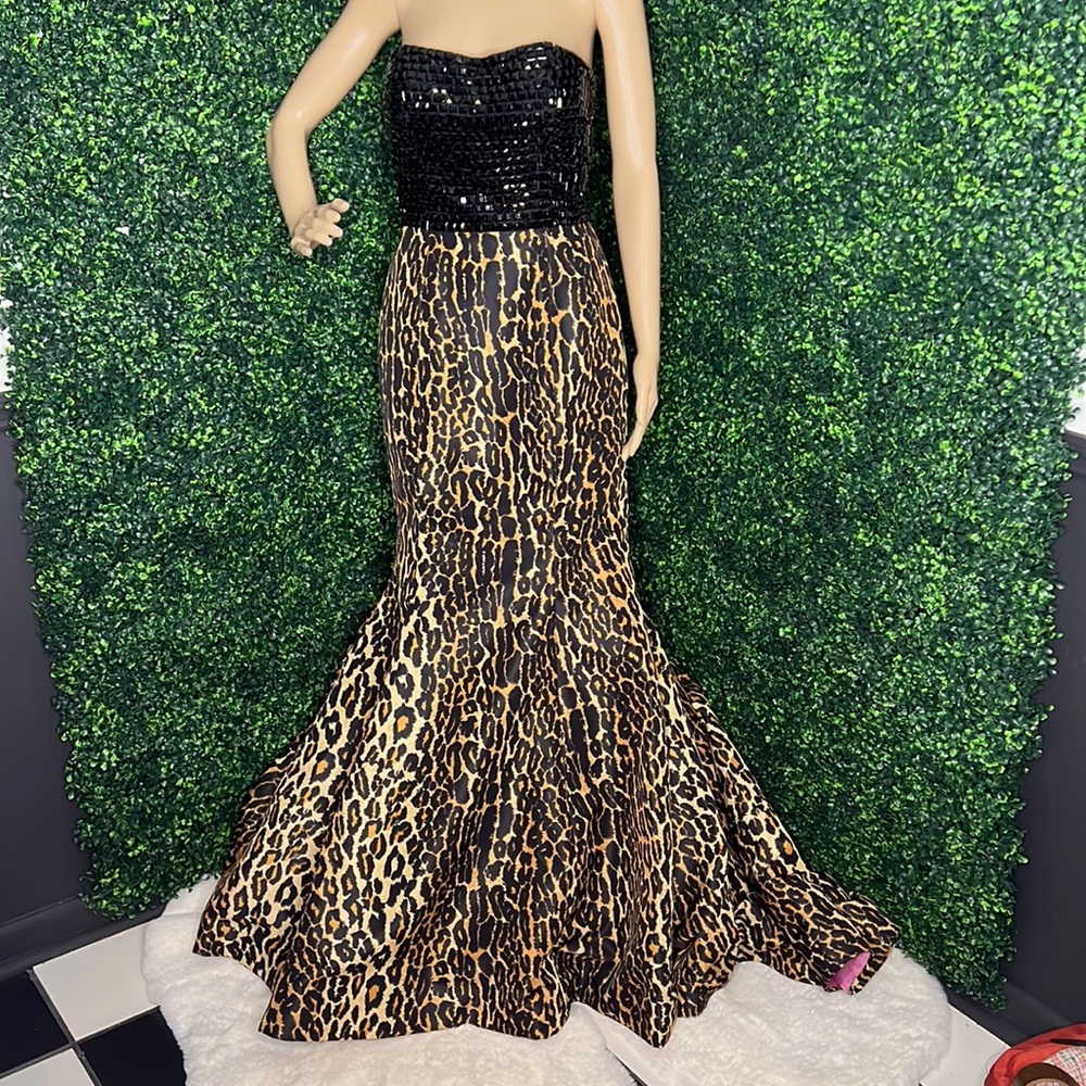 Sherri Hill Black rhinestones top with leopard Mermaid Gown with train S…